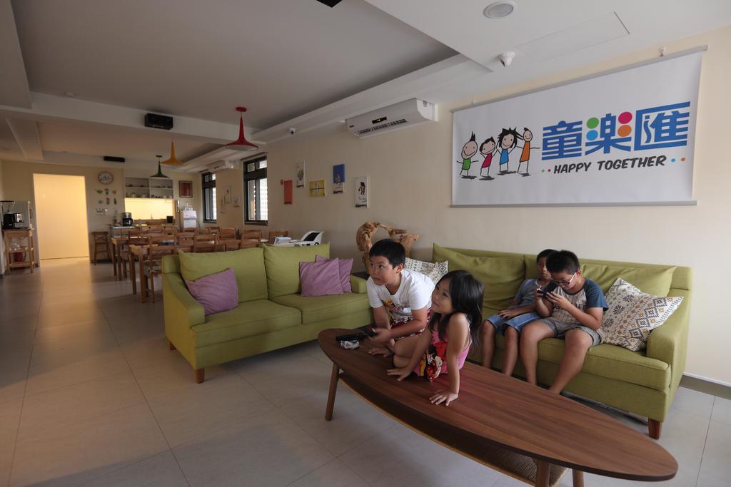 童乐汇-主题式亲子民宿 五结 外观 照片